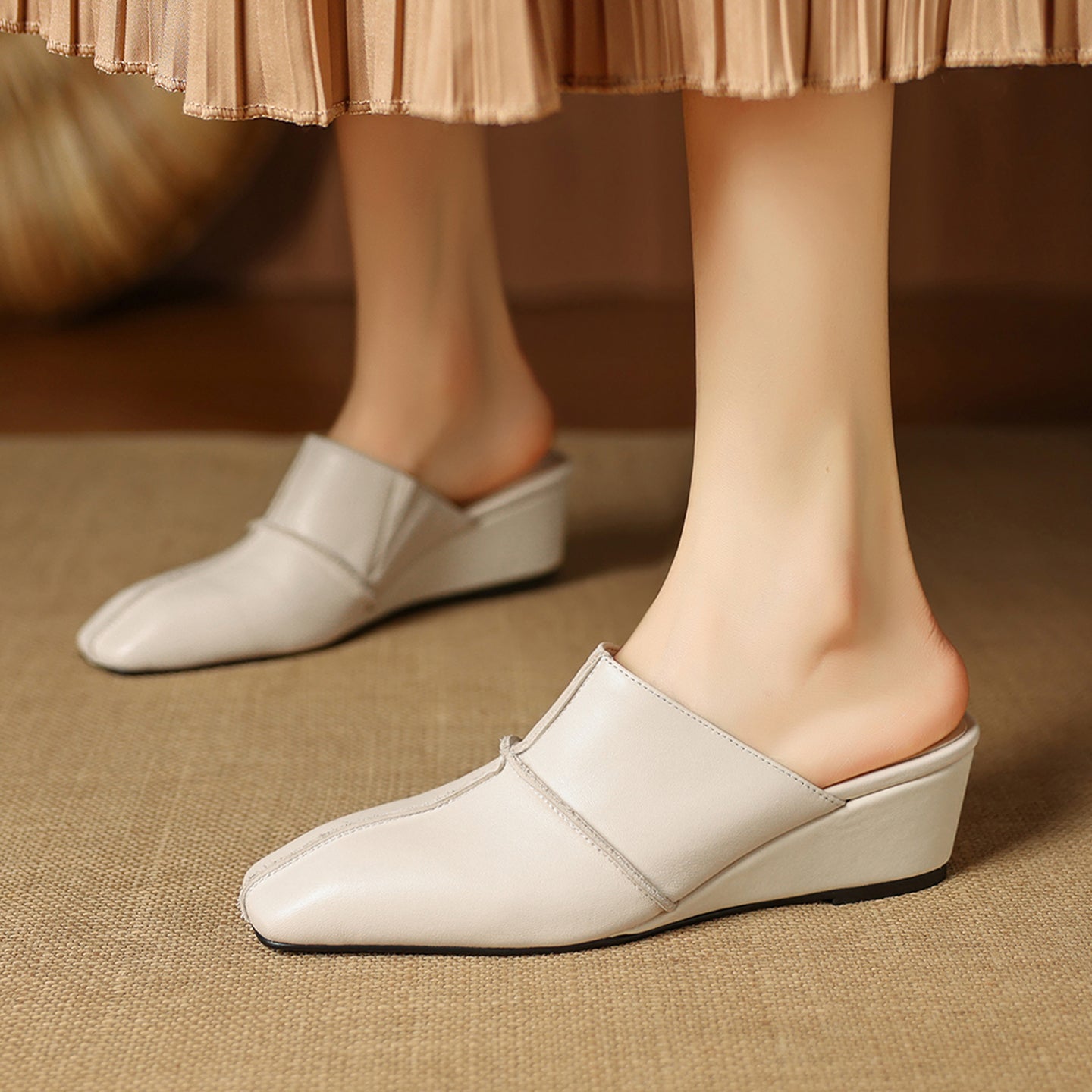 Halia Genuine Leather Close-Toe Mules