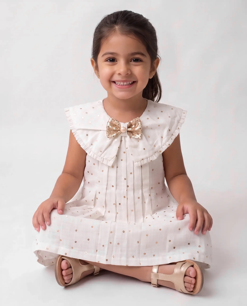 Star Print Cotton Dress With Fancy Bow