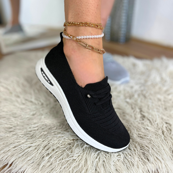 StrideFlow Women's Shoes