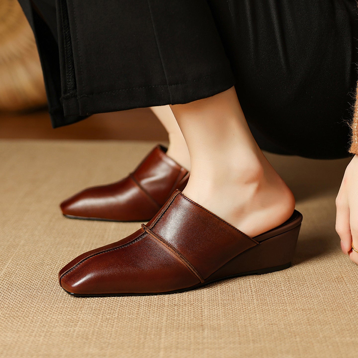 Halia Genuine Leather Close-Toe Mules