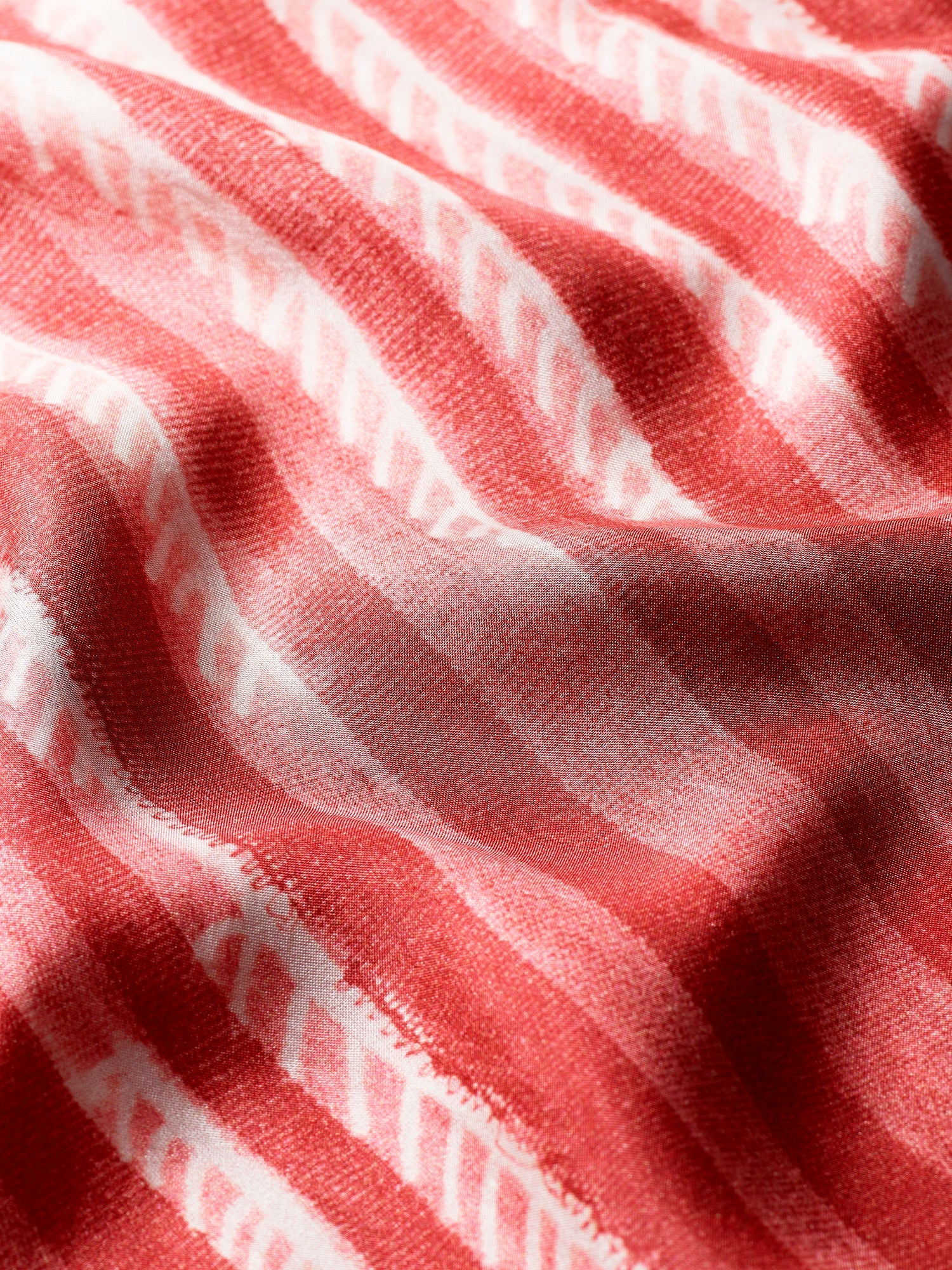 The Gallerist Shirt (Pink Nigella Print)