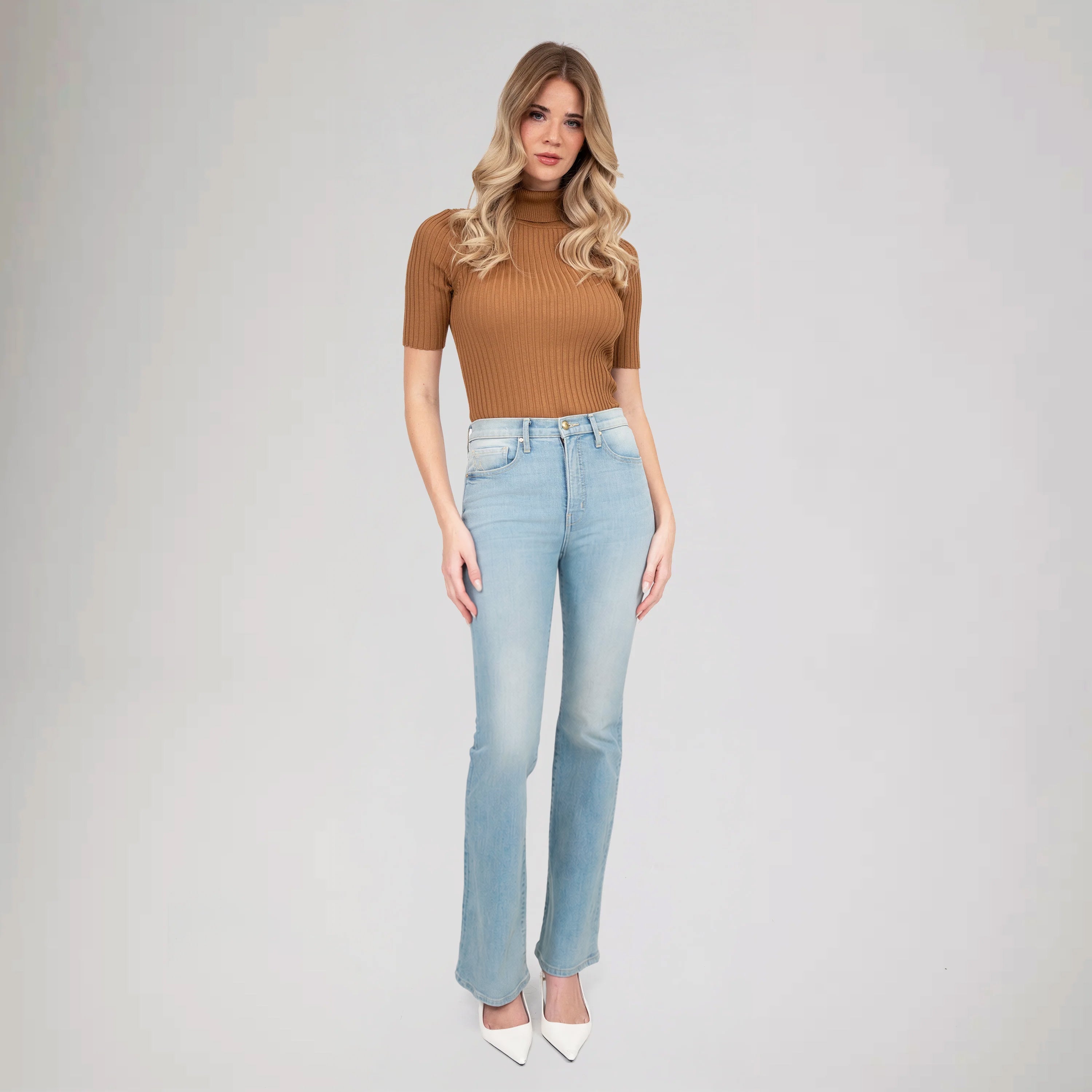 The Isabella Mini Flare