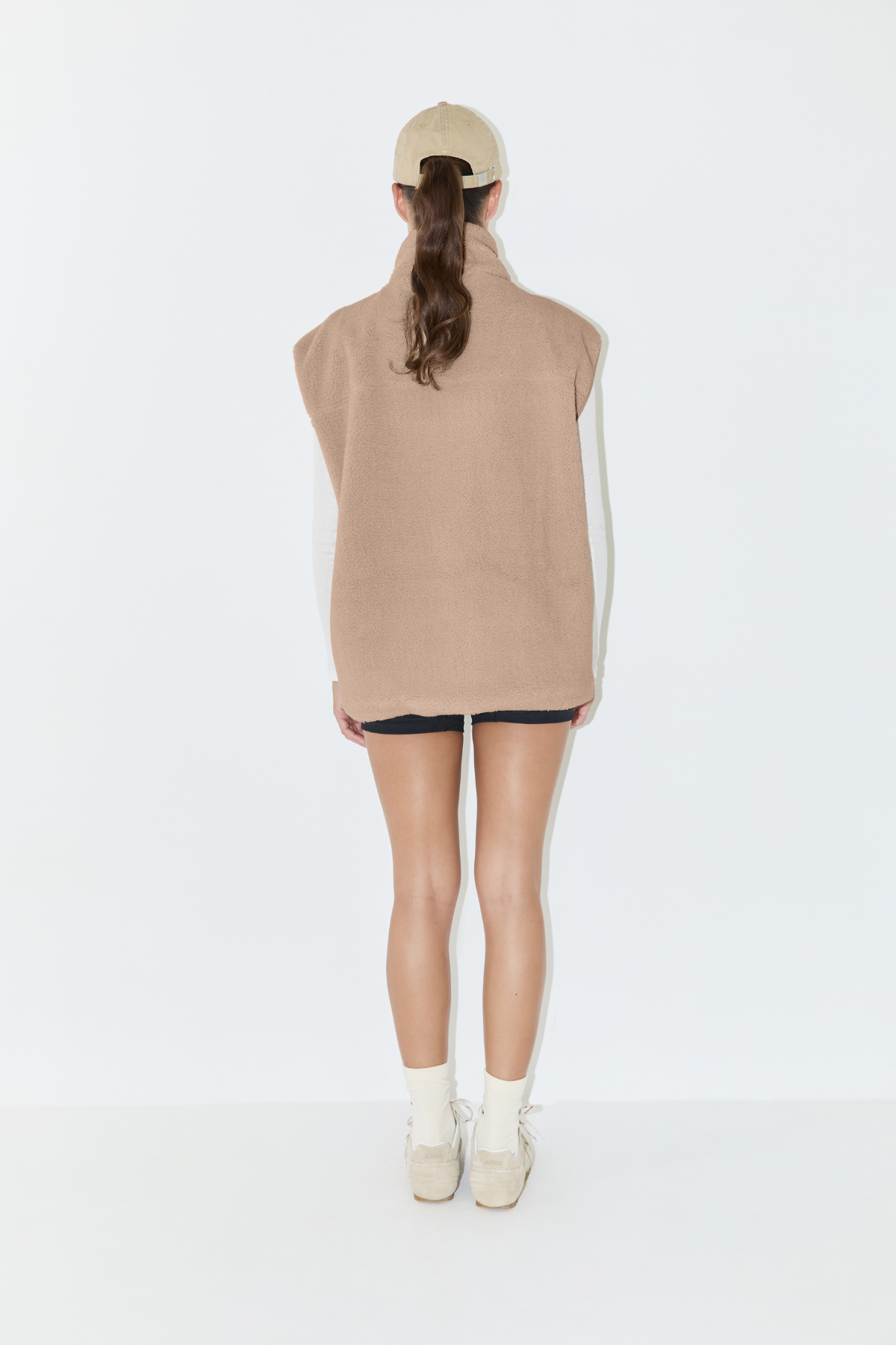 Sherpa Vest - Taupe